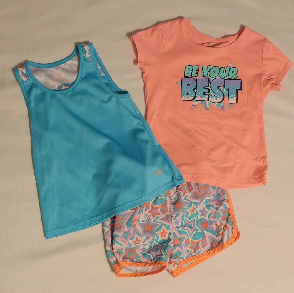*Spring Sale*  Skechers 3 piece set size 4T
